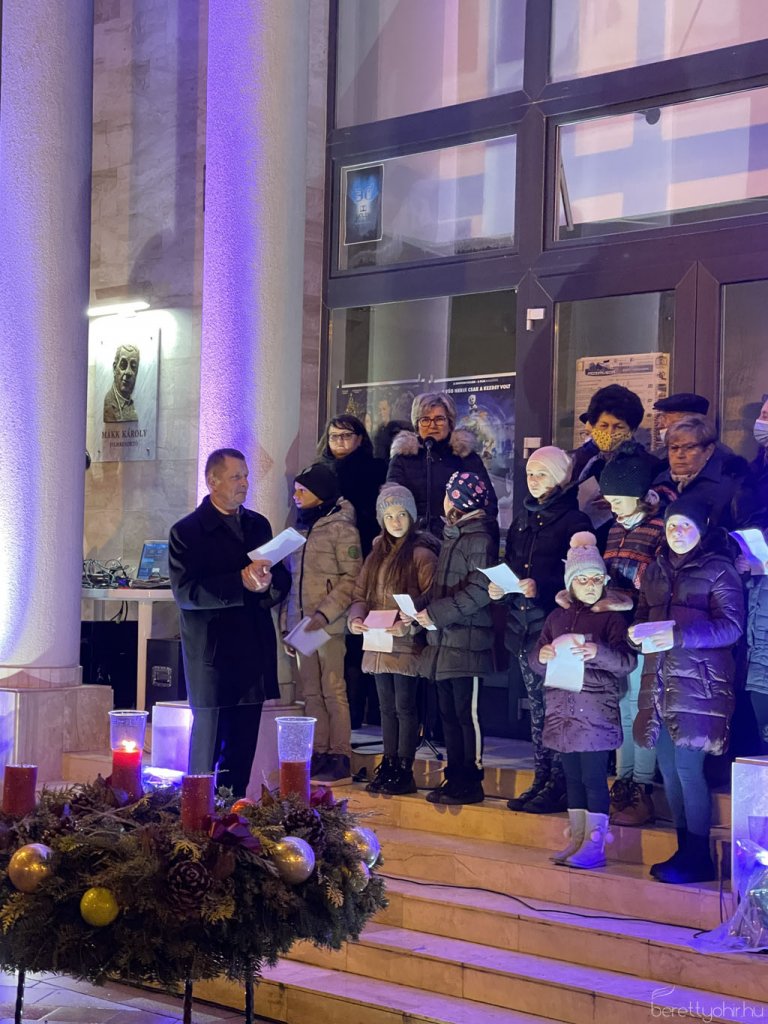 Advent második vasárnapján 19